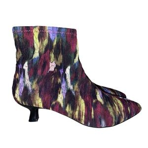 Impo Stretch Boots Womens Size 8 Kitten Heel Zip Ankle Colorful Garda Quilt Boho